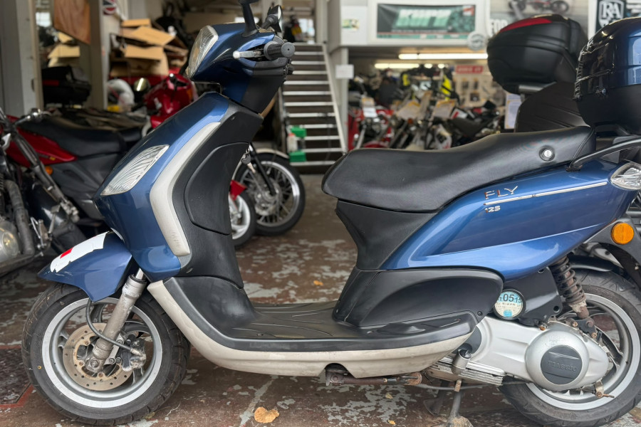 Piaggio Fly  