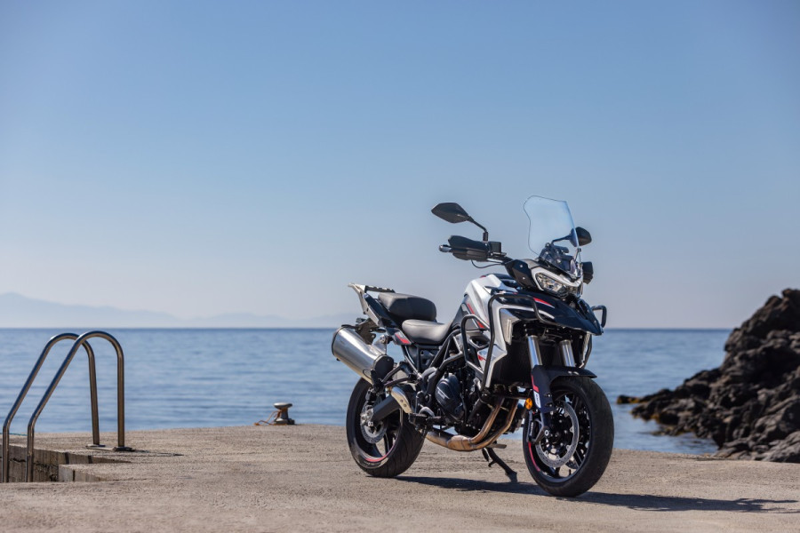 Benelli TRK 702cc 